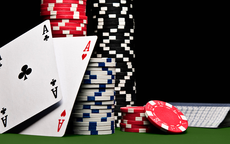 Here's a quick guide to playing poker online.