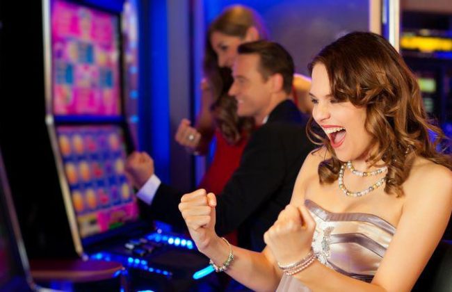 Play online slot games