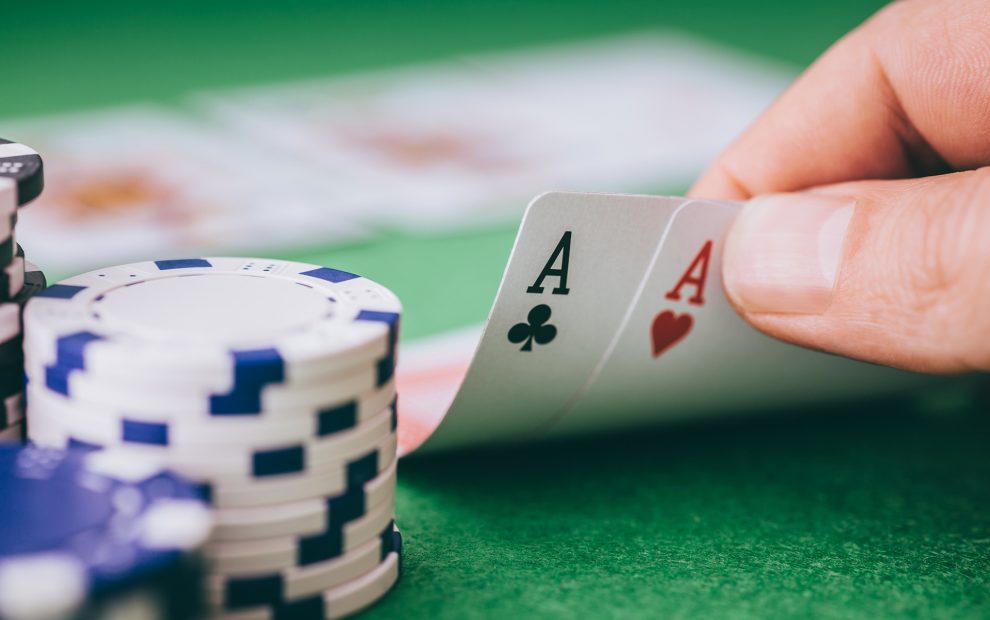 Benefits of Playing Slot Games Online